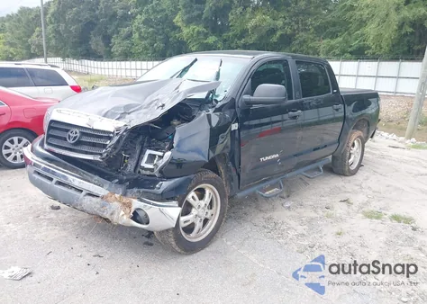 2008 Toyota Tundra Sr5 5.7L V8 z USA, uszkodzony, nr VIN 5TFEV54148X058378